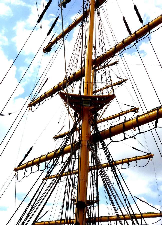 Alexander Von Humboldt - Das Schiff Bremen Exterior foto